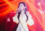小姐姐沙漠舞蹈,小姐姐演绎绝美沙场风情